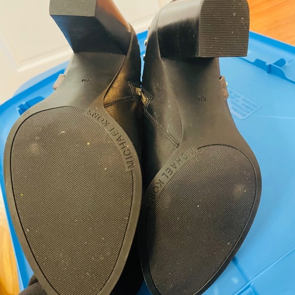 Michael Kors Preston Bootie Boots Women's Size 8 - Picture 7 of 11